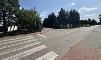 Na zdjęciu skrzyżowanie dróg: ulicy Przyszłość z ulicą Klonową w Stanisławowie Pierwszym, Gmina Nieporęt
