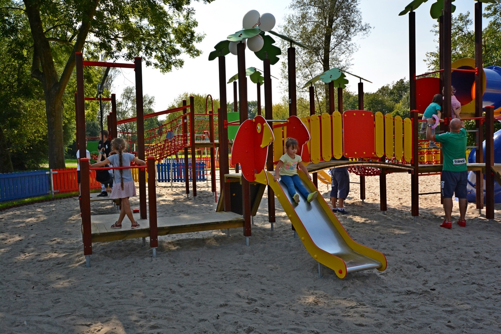 Otwarcie placu zabaw i regaty w Kompleksie Rekreacyjno-Wypoczynkowym Nieporęt-Pilawa – Gmina Nieporęt